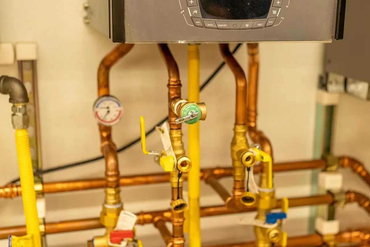 Licensed technician providing Pipe Repair for a homeowner in Marlton