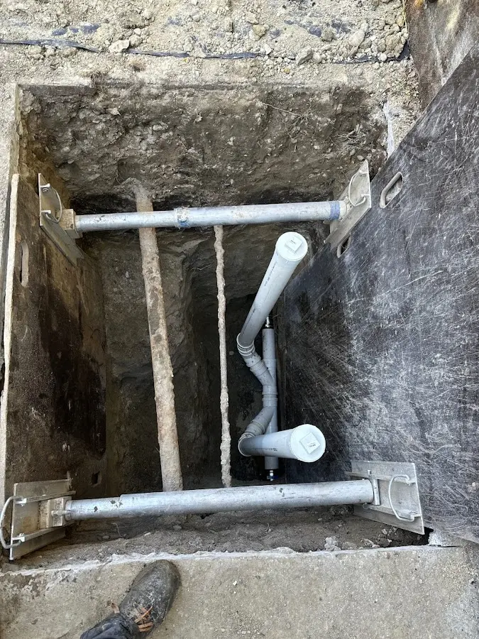 Experienced plumber completing Gas Line Repair work in Marlton